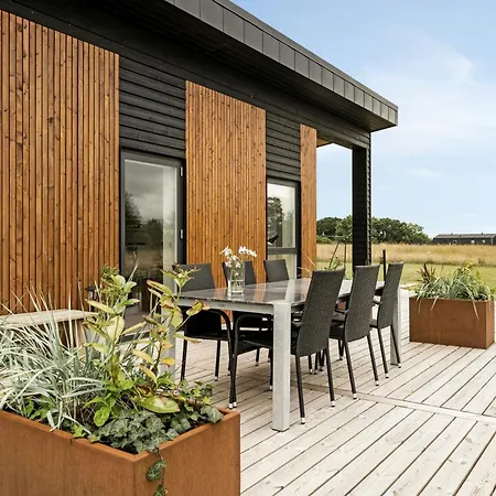 Modern Light House With Terrace Near The Fjord Сasa de vacaciones