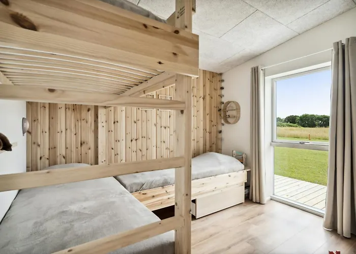 Modern Light House With Terrace Near The Fjord Ferienhaus Løgstrup